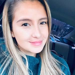 Meet your Posher, Kayla